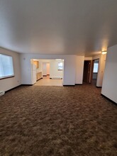 1250-1252 Moses St in Moses Lake, WA - Foto de edificio - Building Photo