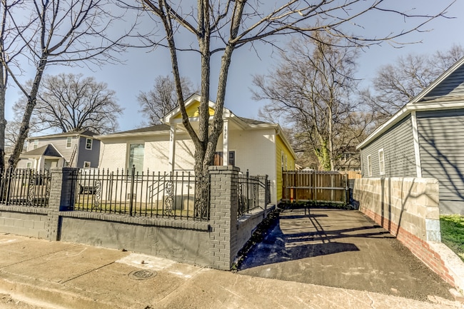 1928 Southern Ave in Memphis, TN - Building Photo - Building Photo