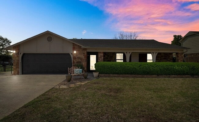 property at 11316 S Ash St