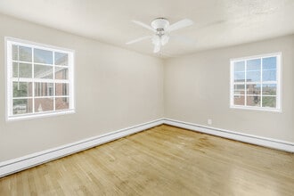 Admiral Pointe in Newport News, VA - Foto de edificio - Interior Photo