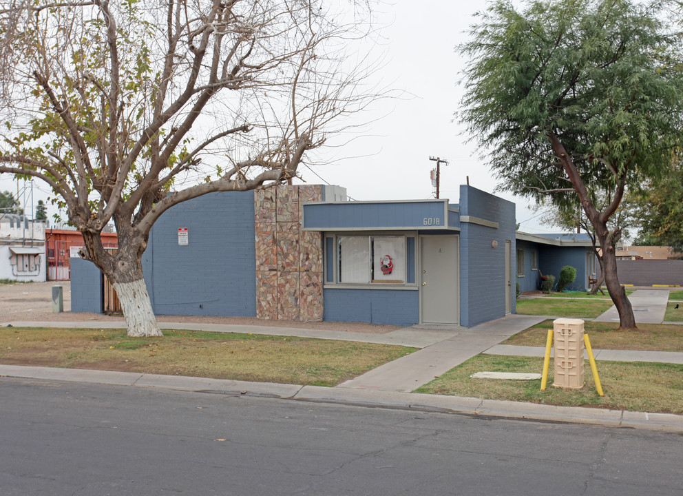 6018 N 60th Ave in Glendale, AZ - Building Photo