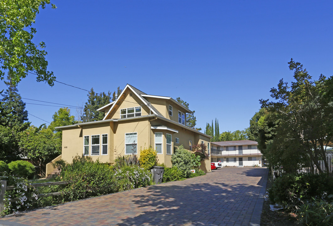 Mariposa Apartments in Mountain View, CA - Building Photo