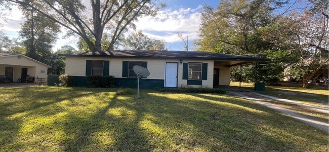 property at 1511 Evelyn Ave
