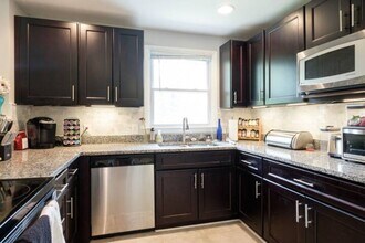 70 Lyle Ln in Nashville, TN - Building Photo - Building Photo