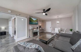 3006 Caring Way in Port Charlotte, FL - Building Photo - Building Photo