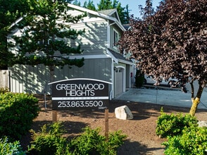 Greenwood Heights in Bonney Lake, WA - Foto de edificio - Building Photo