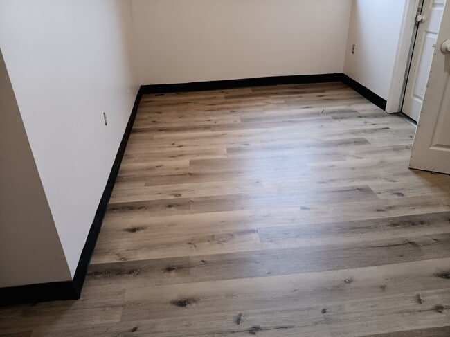 114 Collins St in Irvine, KY - Building Photo - Building Photo