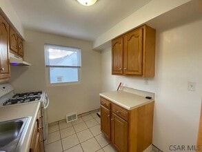 157 Mayluth Rd in Johnstown, PA - Building Photo - Building Photo