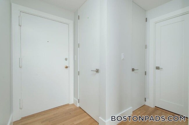334 Harvard St, Unit H4 in Cambridge, MA - Building Photo - Building Photo