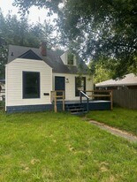 2319 Sheridan St in Anderson, IN - Building Photo