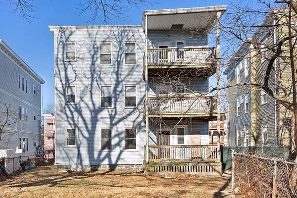 36 Winston Rd, Unit 1 in Boston, MA - Building Photo - Building Photo