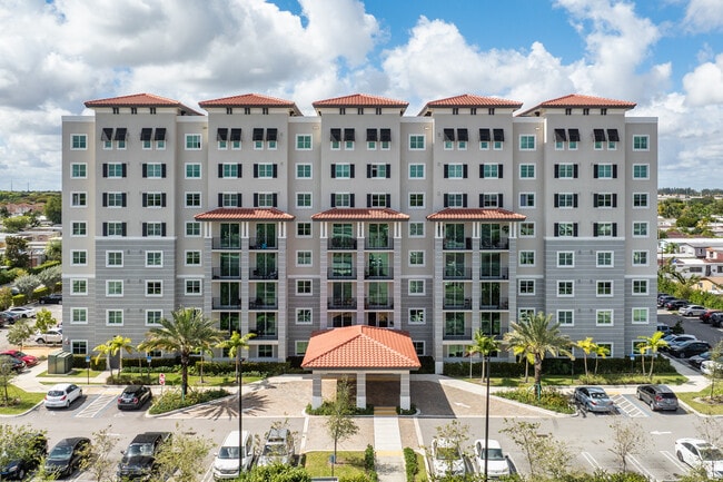 Lil Abner II in Sweetwater, FL - Building Photo - Building Photo