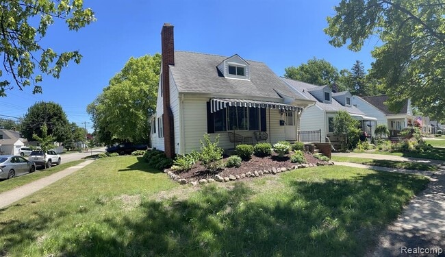 1103 Mclean Ave in Royal Oak, MI - Building Photo - Building Photo