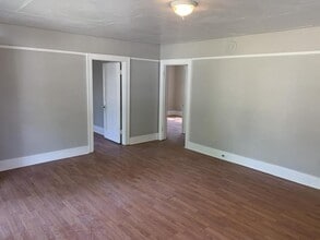 201 S Lowry St in Stillwater, OK - Building Photo - Building Photo