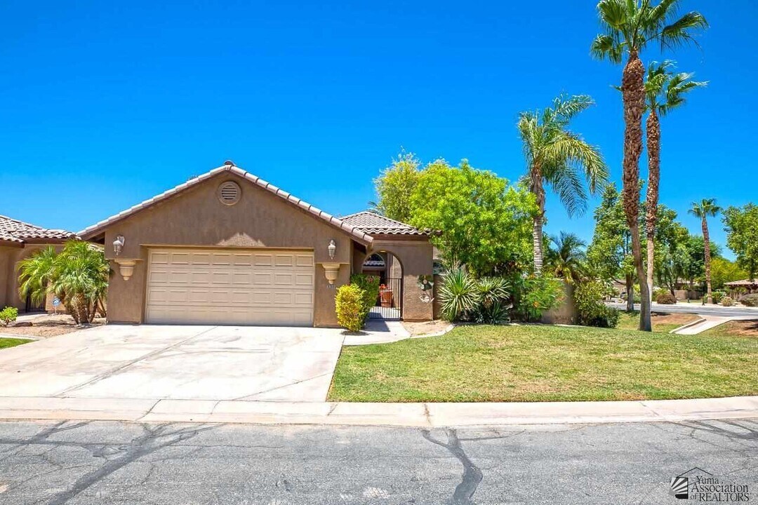 4632 Sun Down Dr in Yuma, AZ - Building Photo