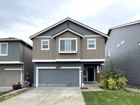 18409 110th Ave E in Puyallup, WA - Building Photo