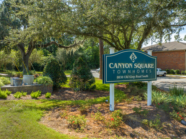 Canyon Square in Jacksonville, FL - Foto de edificio - Other