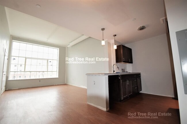 property at 9 Williams St