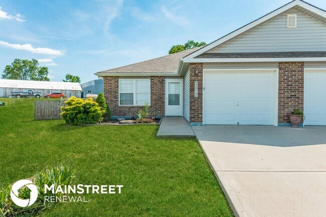 property at 1402 Eagle Dr