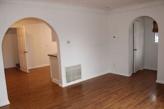 1344 Acacia St in Pittsburg, CA - Building Photo - Building Photo