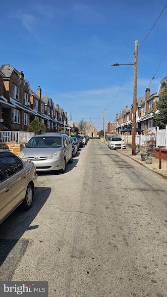 4122 Dungan St, Unit C in Philadelphia, PA - Building Photo - Building Photo