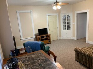 1629 Johnson St, Unit 1631 in La crosse, WI - Foto de edificio - Building Photo