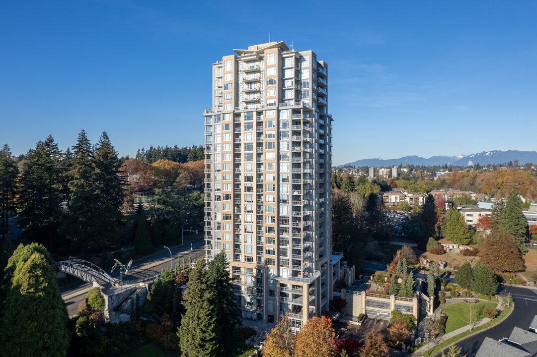 Carlyle in New Westminster, BC - Building Photo