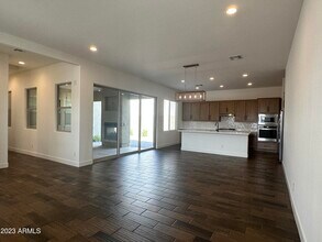 11551 N Luckenbach St in Surprise, AZ - Building Photo - Building Photo