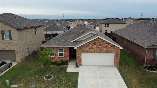 5621 McMahan Ln in Crowley, TX - Building Photo - Building Photo