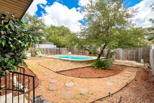 22046 Pelican Edge in San Antonio, TX - Building Photo