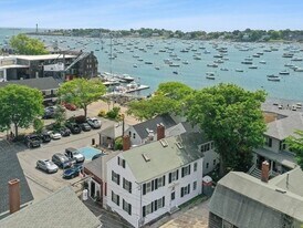 61 Front St in Marblehead, MA - Building Photo