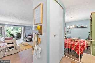 7712 Hanover Pkwy, Unit 95 in Greenbelt, MD - Building Photo - Building Photo