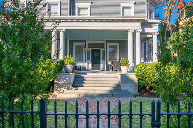 52 S Battery St in Charleston, SC - Foto de edificio - Building Photo