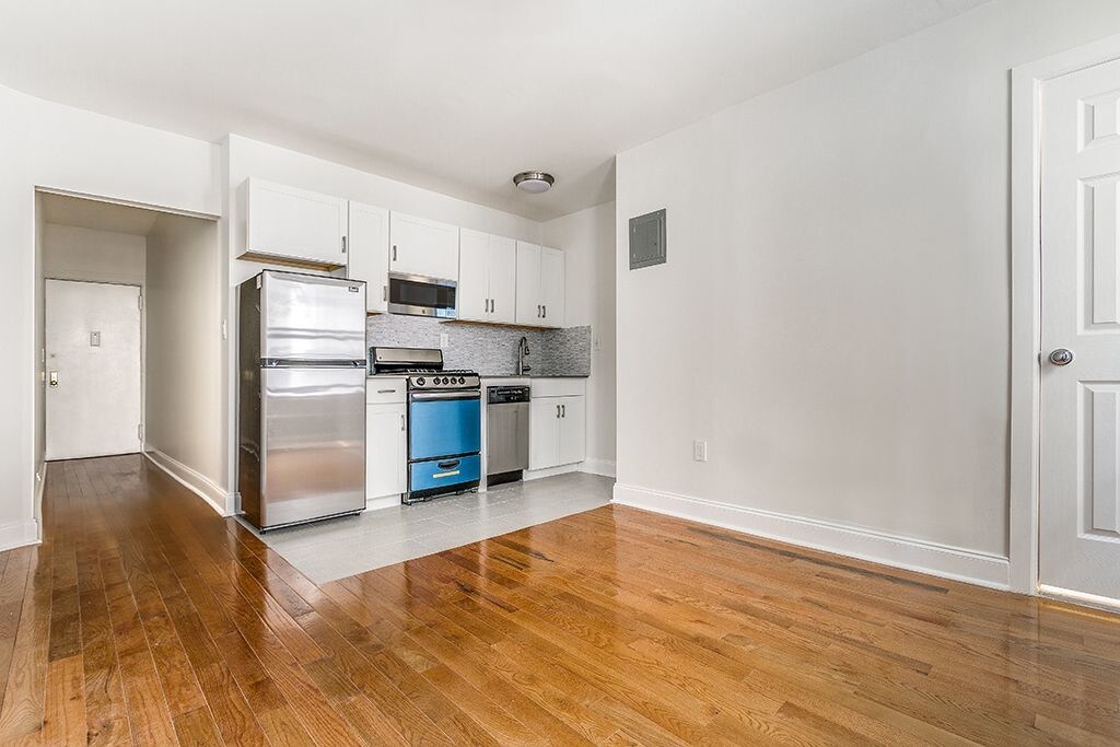 515 W 168th St in New York, NY - Building Photo