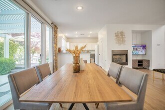 10470 Sky Gate St in Las Vegas, NV - Building Photo - Building Photo