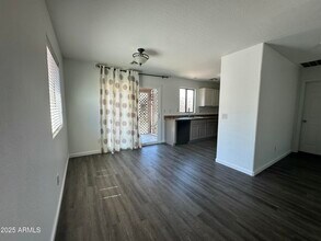 25055 W Dove Trail in Buckeye, AZ - Building Photo - Building Photo