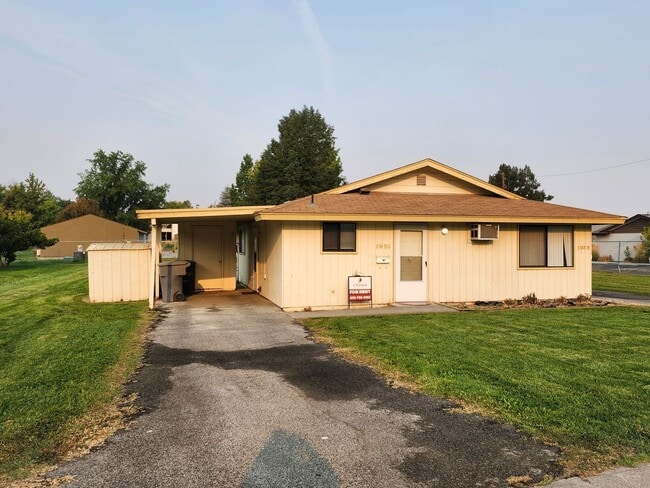 property at 1921-1923 Luther Pl