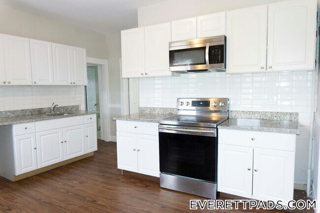 15-17 Gladstone St.