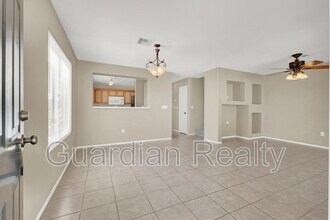 76 Belle Maison Ave in Las Vegas, NV - Building Photo - Building Photo