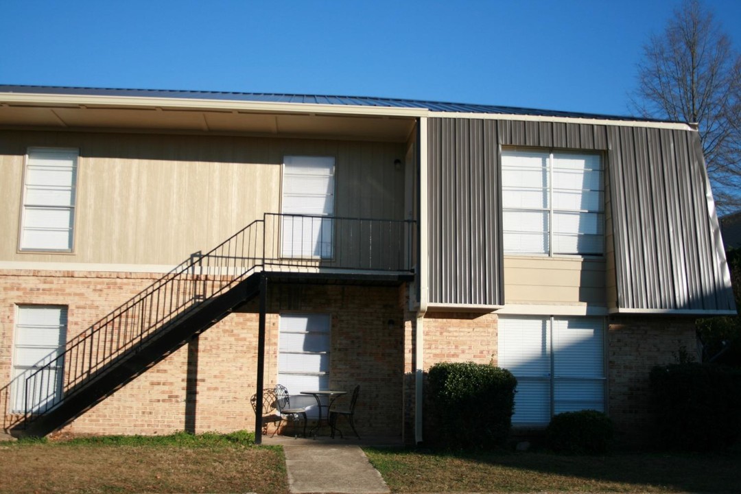 Upland Apartments in Birmingham, AL - Foto de edificio