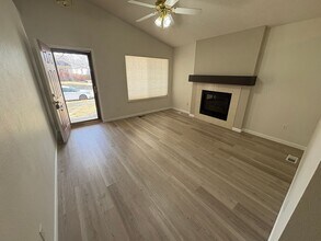 1910 Fountain Ct in Longmont, CO - Building Photo - Building Photo