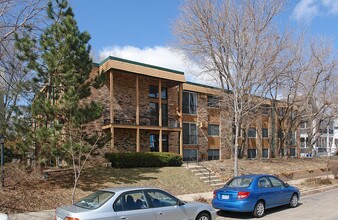 Uptown- Whittier in Minneapolis, MN - Foto de edificio - Building Photo