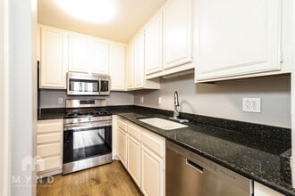 2415 Sycamore Glen Dr in Sparks, NV - Building Photo - Building Photo