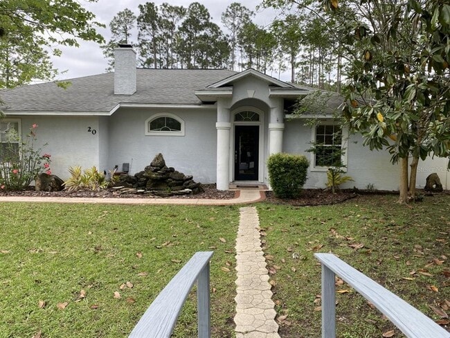 20 Empress Ln in Palm Coast, FL - Building Photo - Building Photo