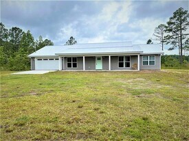 1998 Raleigh Rd in Townsend, GA - Building Photo