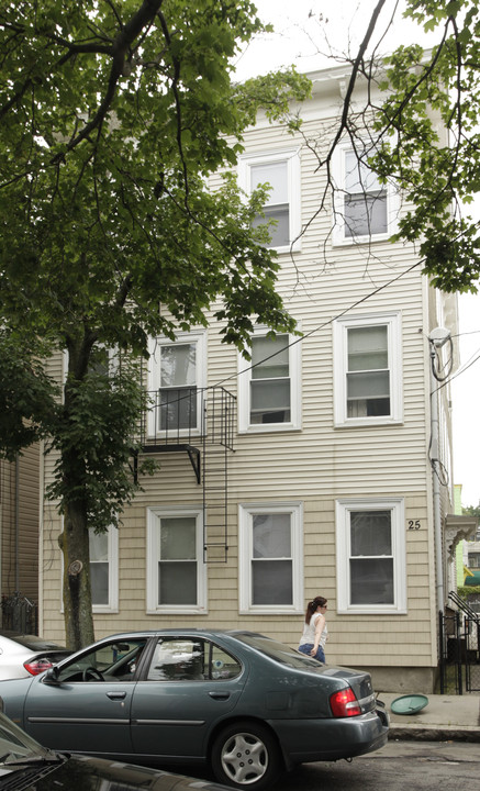 25 Sixth St in Cambridge, MA - Foto de edificio