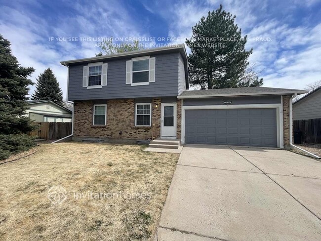 property at 3714 S Pitkin Cir