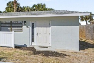 2700 S Hwy A1A in Melbourne Beach, FL - Building Photo