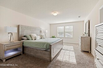 2411 Oak Stream Dr in Green Cove Springs, FL - Building Photo - Building Photo