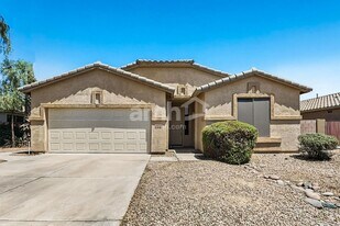 2150 E Bellerive Pl in Chandler, AZ - Building Photo